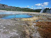 Yellowstone Biscuit basin (52).JPG